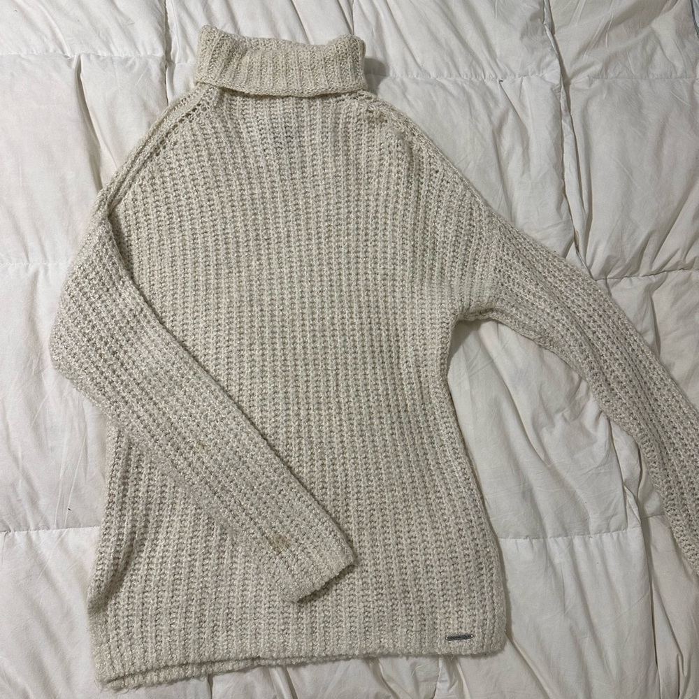 Abercrombie & Fitch Knit Turtleneck